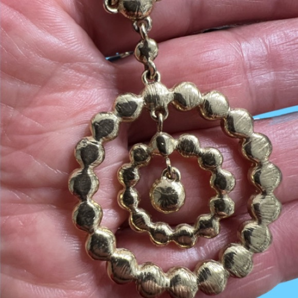 Cache Gold Colored Stone Medallion Necklace. - Picture 5 of 9